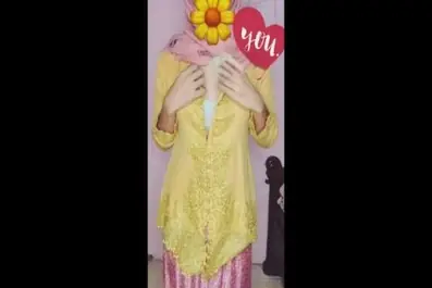 Live Ukhti Kebaya Pink Berani Menggoda Viral