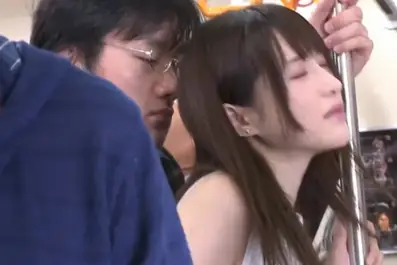 Si Cabul Beruntung Ngentot Siswi Nakal Memek Basah